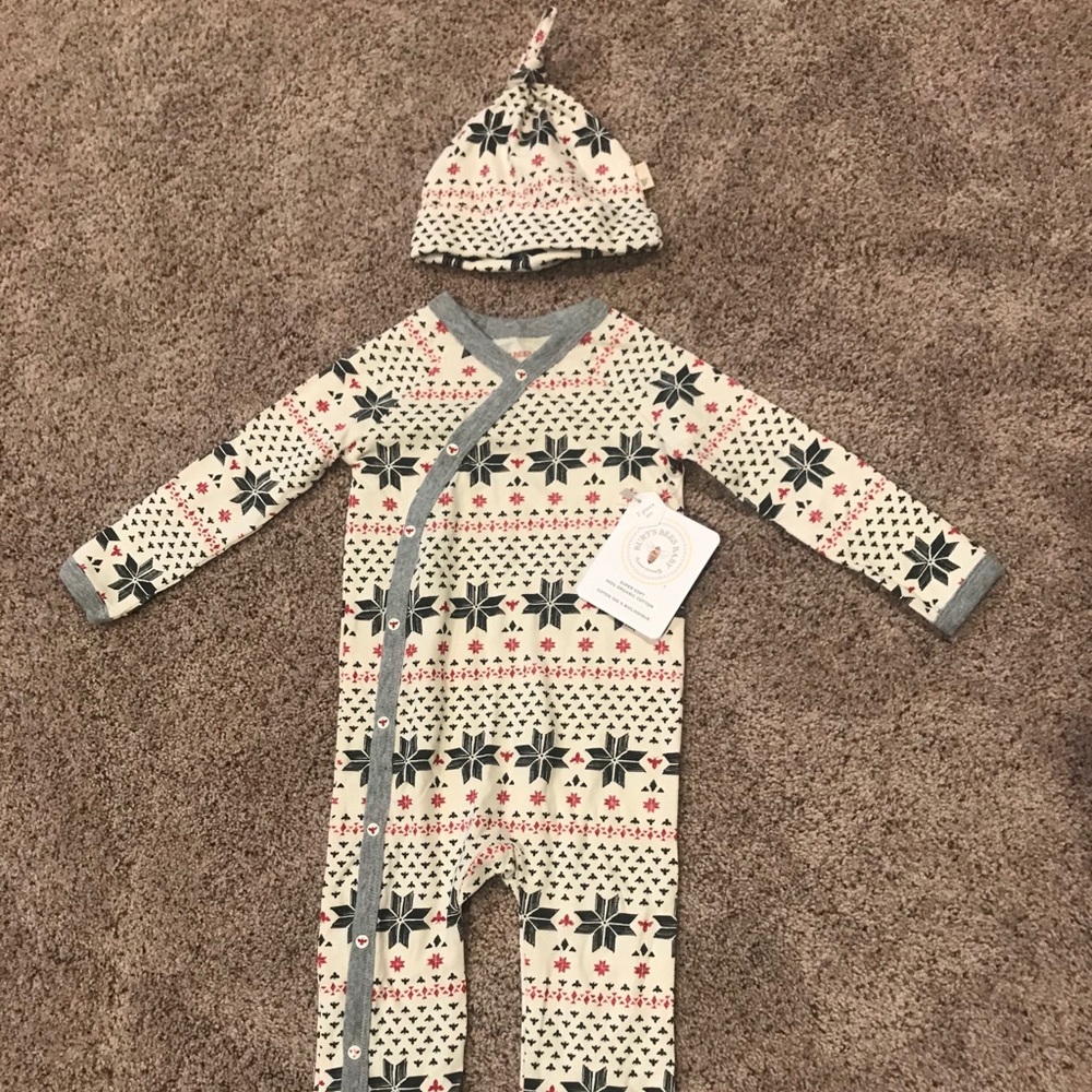 Burts bee pjs 6/9 months